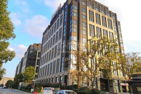 张江创业办公室,50㎡,精装修,长泰广场,地铁口带家具出租